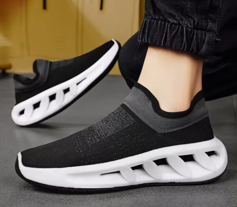 GymFreak Flying Black Mesh Sneaker - Image 2