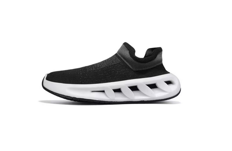 GymFreak Flying Black Mesh Sneaker